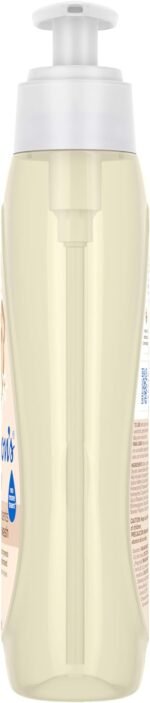 Johnson's Skin Nourishing Moisture Baby Wash, Vanilla & Oat Scents, Tear-Free, Hypoallergenic Baby Body Wash Cleanses, Protects from Dryness, & Leaves Skin Feeling Hydrated, 20.3 fl. oz - Image 3