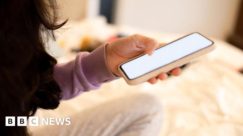 Chris Mason: How will the UK respond to US court ruling on social media?