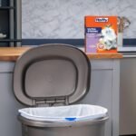 Hefty Ultra Strong Tall Kitchen Trash Bags, Lavender & Sweet Vanilla Scent, 13 Gallon, 80 Count - Image 2