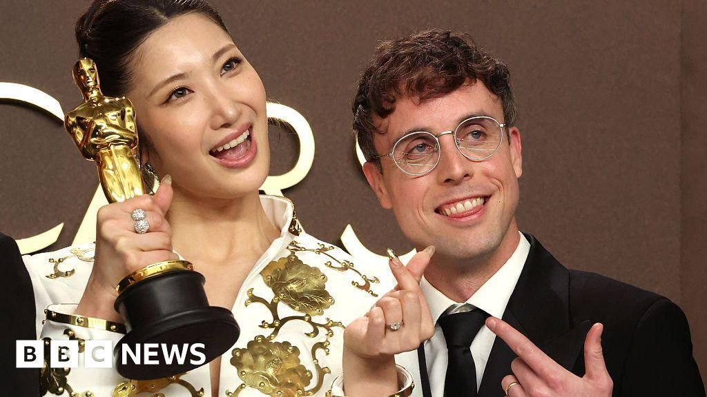 Here are all the moments you didn't see on TV