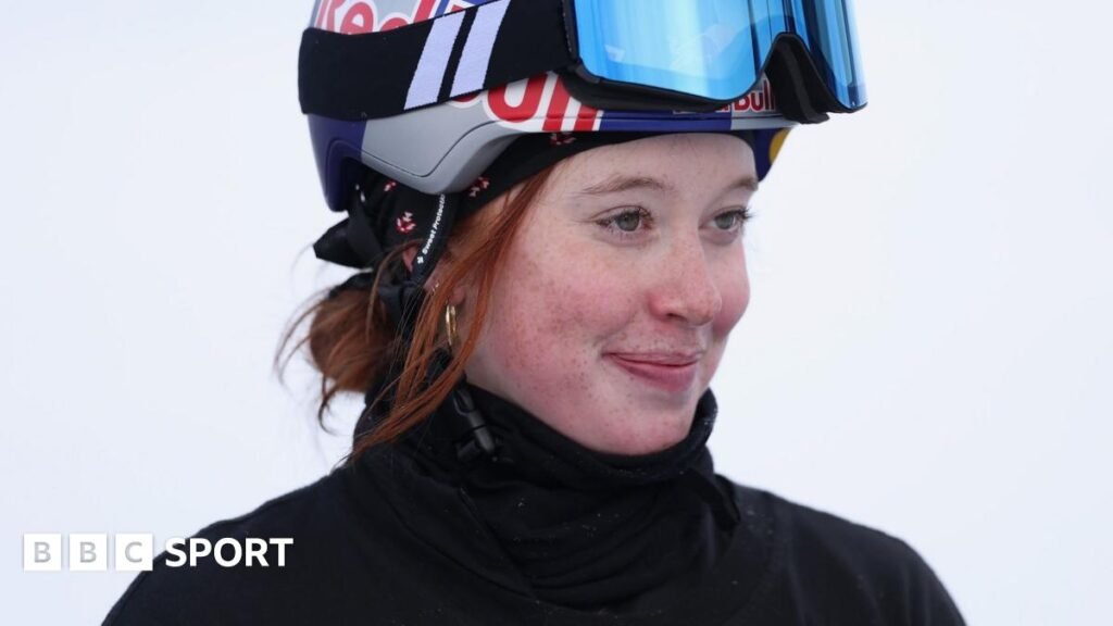 Kirsty Muir wearing a ski helmet