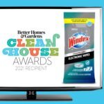 Windex Electronic Cleaning Wipes, Pre-Moistened Screen Wipes for TVs, Phones, and Other Electronics, Resealable for a Freshness Lock, 25 Count - Image 2