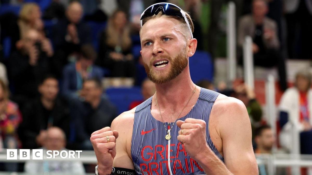 Josh Kerr celebrates winning world indoor 3,000m gold