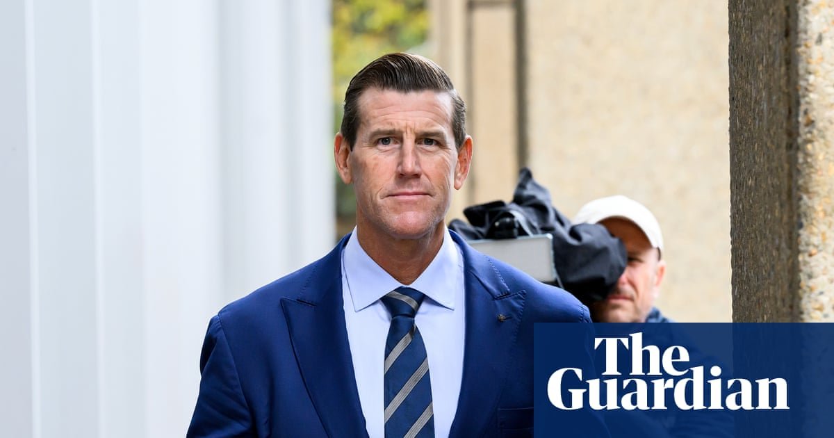 Australian War Memorial amends Ben Roberts-Smith display after former soldier charged with war crimes | Ben Roberts-Smith