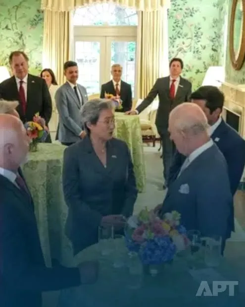 King meets tech CEOs | Electronics Weekly