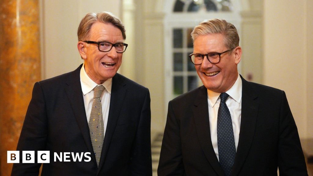 Officials deliberately withheld Mandelson vetting result from me, Starmer says