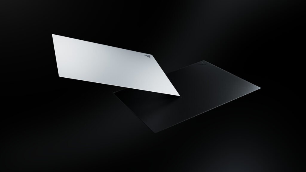 Razer Announces Atlas Pro Ultra-Thin Glass Gaming Mouse Mat