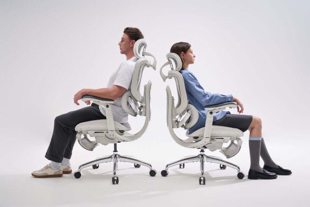 Sihoo Debuts Doro C300 Pro V2 Ergonomic Chair with DynaCore System and 8D Bionic Armrests