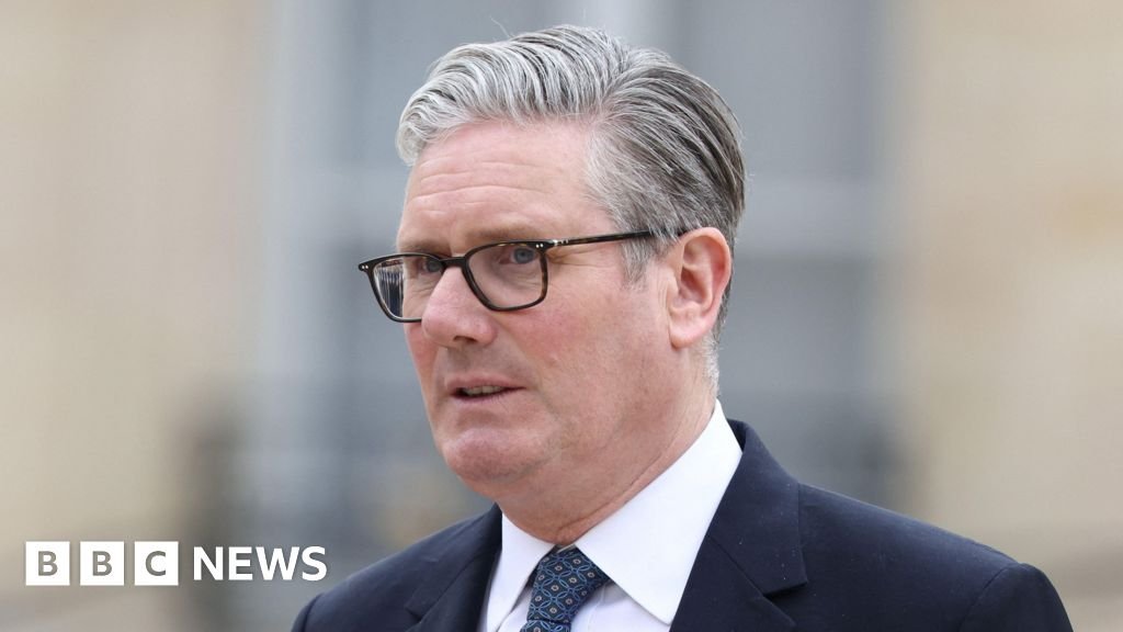 Starmer insists 'majority' of Labour MPs back his leadership