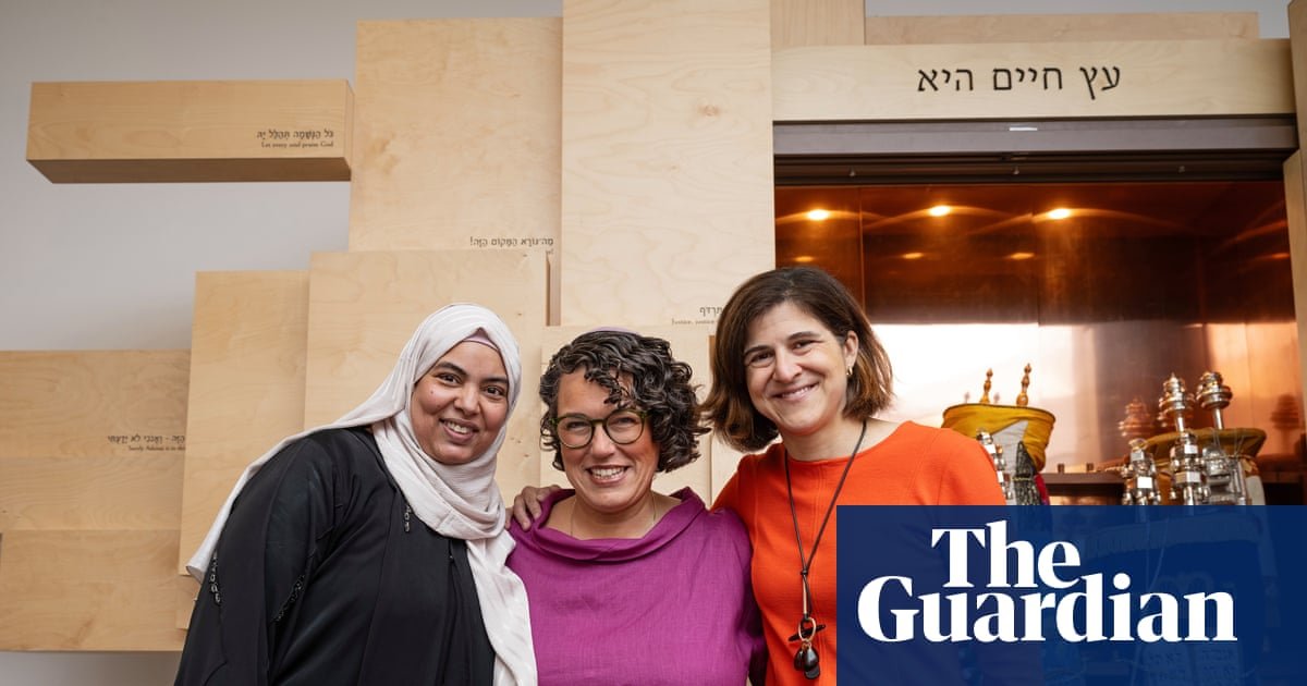 ‘Whatever life throws at us, we don’t walk alone’: how a London synagogue attack birthed an act of solidarity | Antisemitism