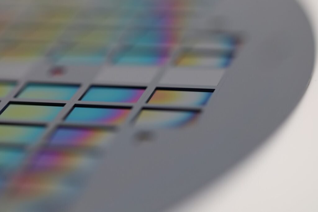 Fraunhofer IPMS Develops High-Density Chiplet Systems at the Wafer Level