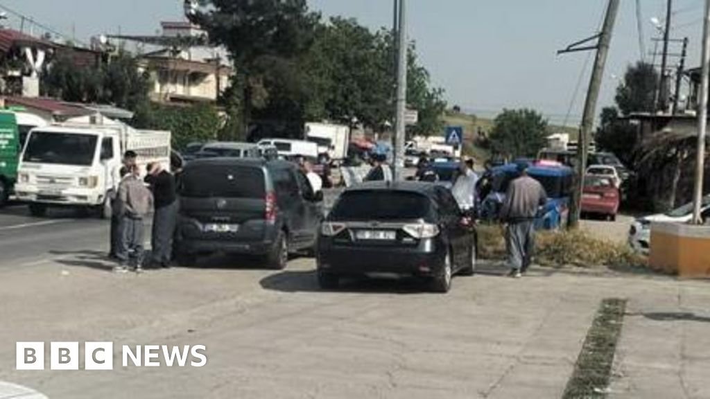 Gunman kills six and injures eight in Turkey, media reports say
