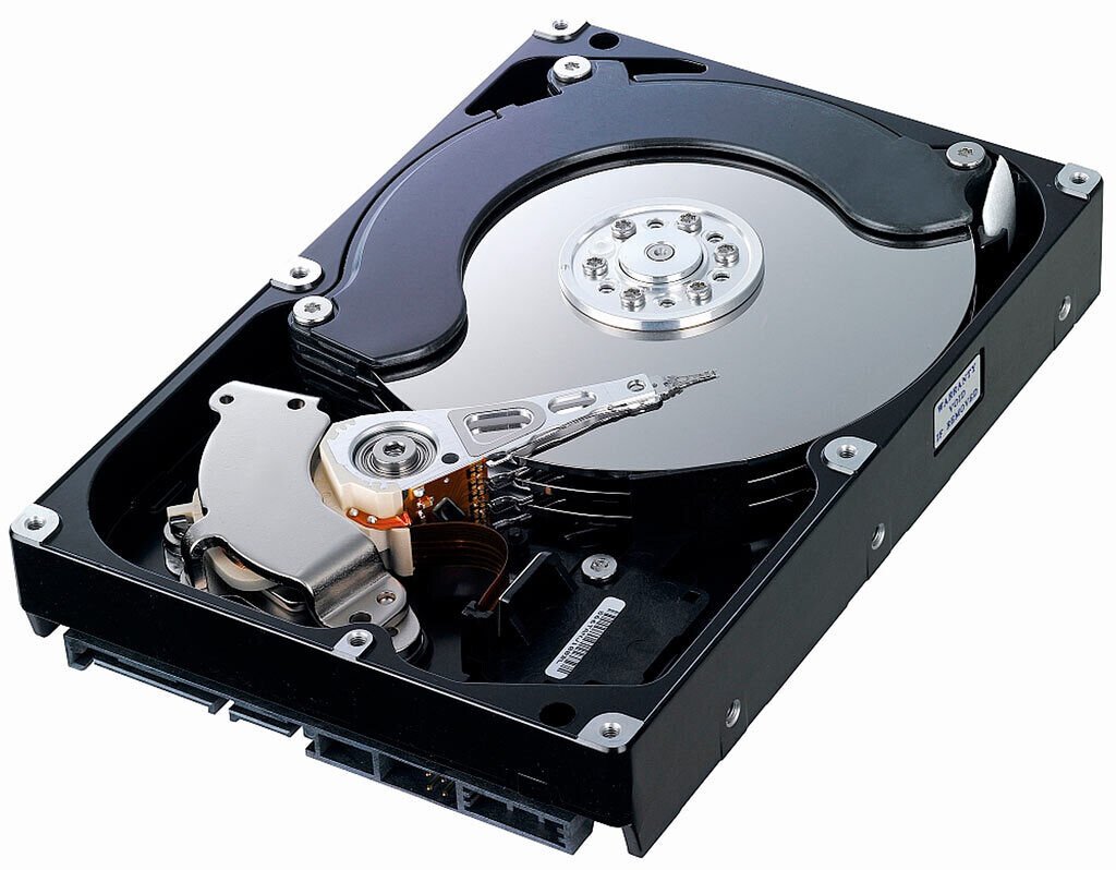 HDD and SSD Shortages Drive Customers to Sign 5-Year Supply Contracts