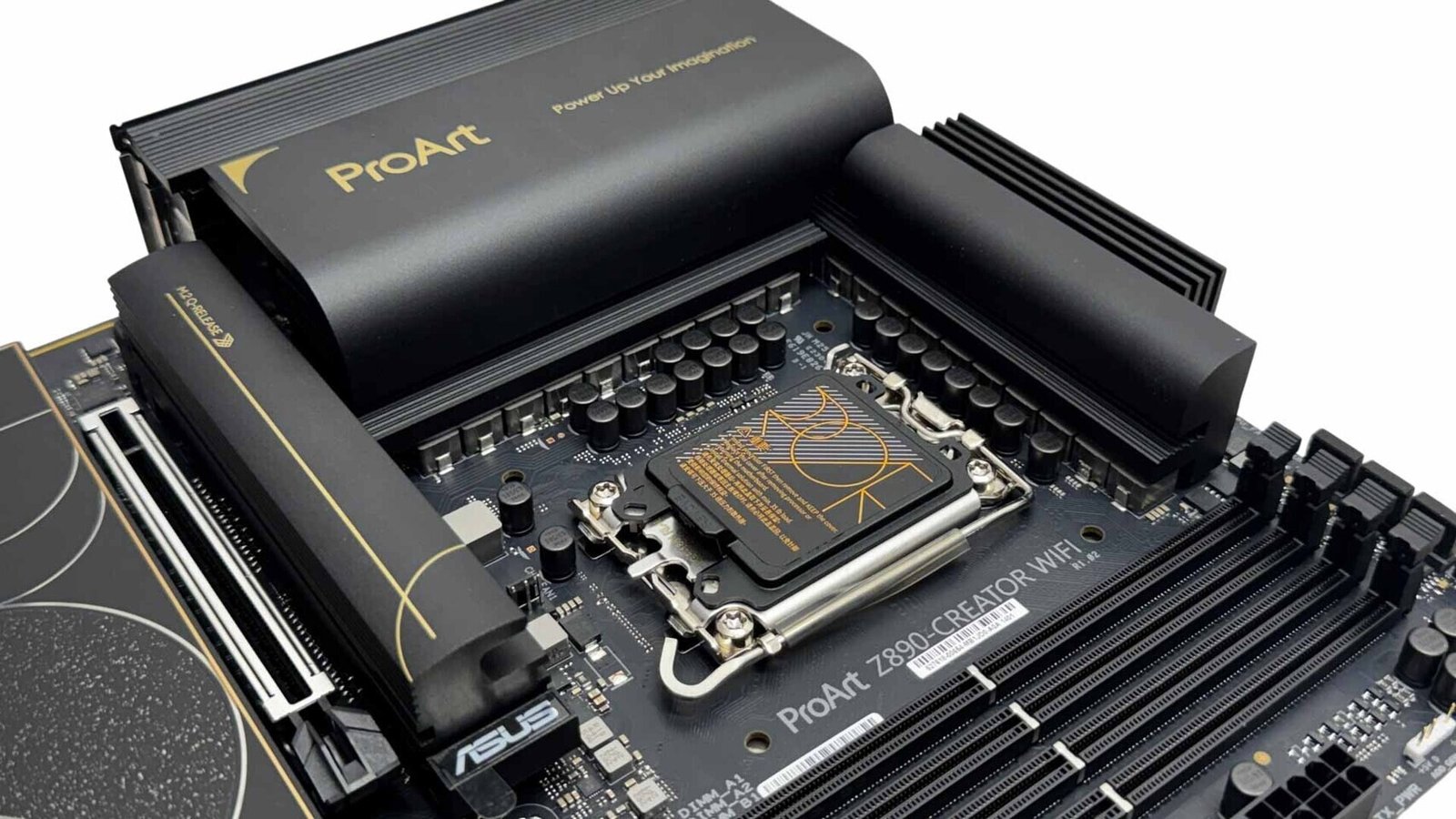 PC Motherboard Sales Face Sharp 25%+ Decline Amid Weak Demand