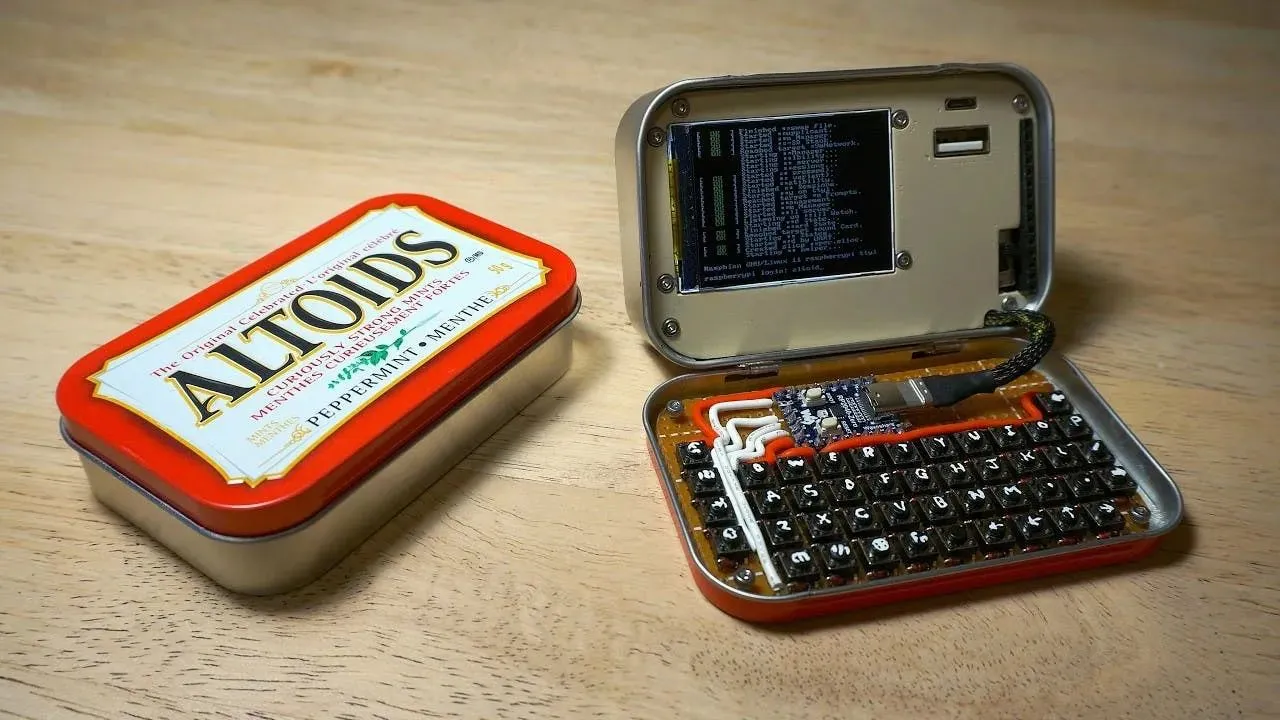 Pi PC fits in Altoids tin