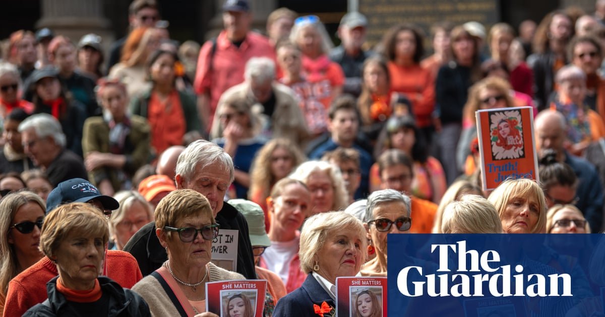 Teenager Isla Bell’s body was found in a Melbourne tip 18 months ago. Today friends and family demanded ‘justice’ | Victoria