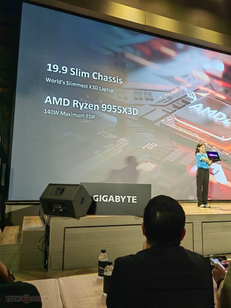 Gigabyte Showcases AORUS Master 16 Flagship Gaming Notebook