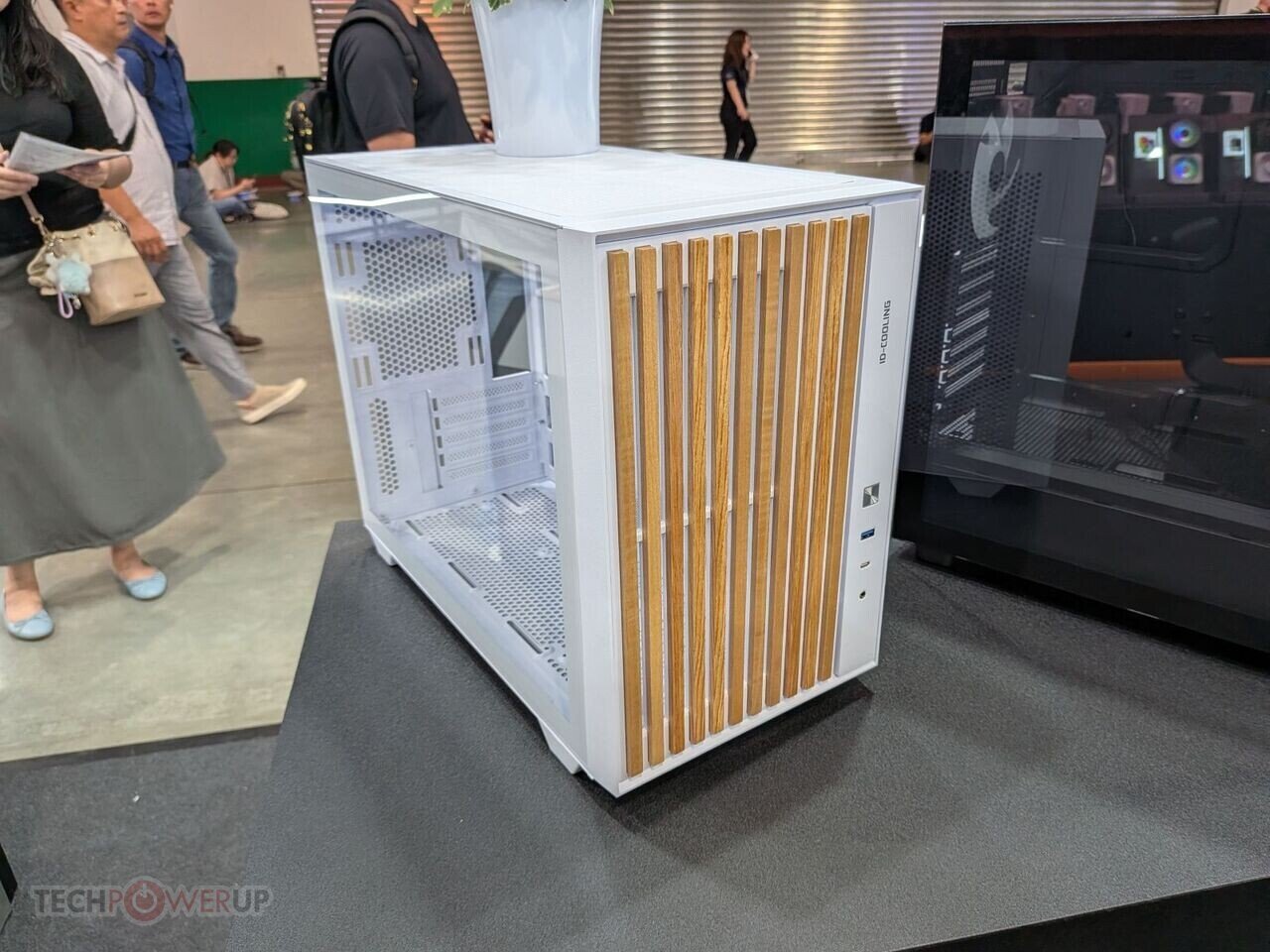 ID-Cooling Expands Into PC Chassis, Displays Air Coolers, AIOs and Fans at Computex 2026