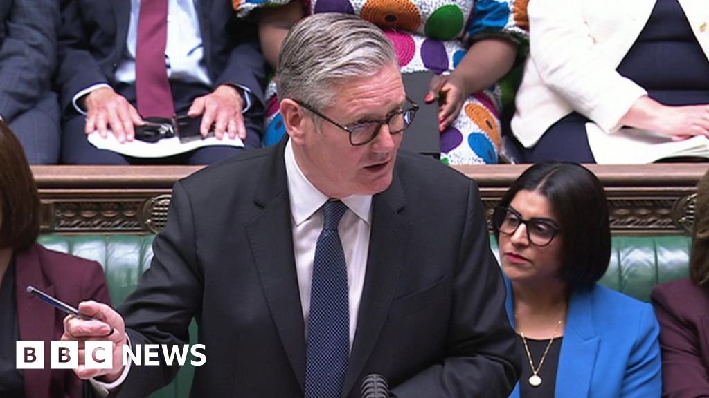 PM accuses Farage of exploiting Nowak case to sow 'division' and denies 'two-tier policing' claim