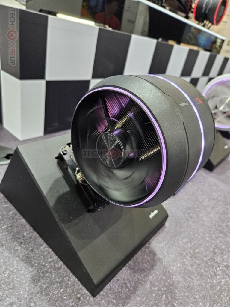 Zalman Shows CNPS-inspired ZET-series CPU Coolers and Slender Companion Screens