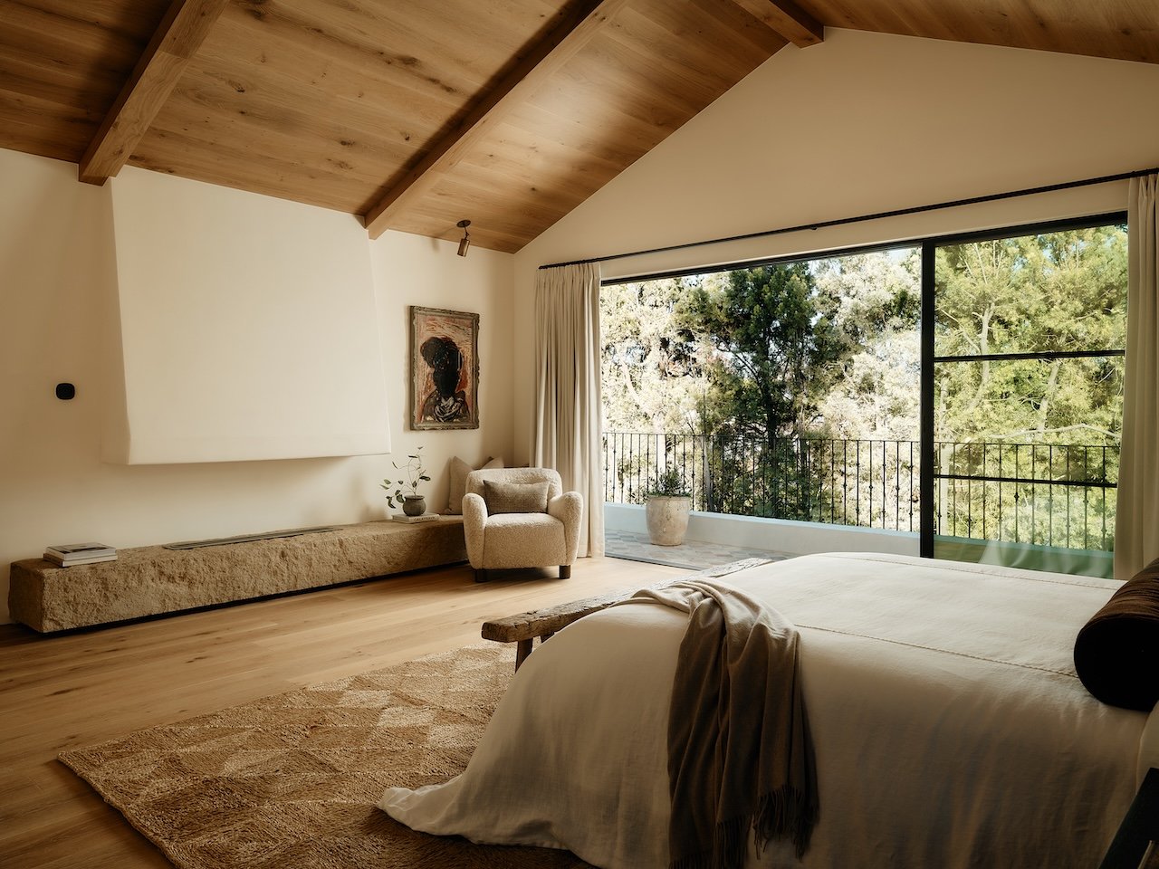 Lidan Sfadia Designs a Textural Toluca Lake Home