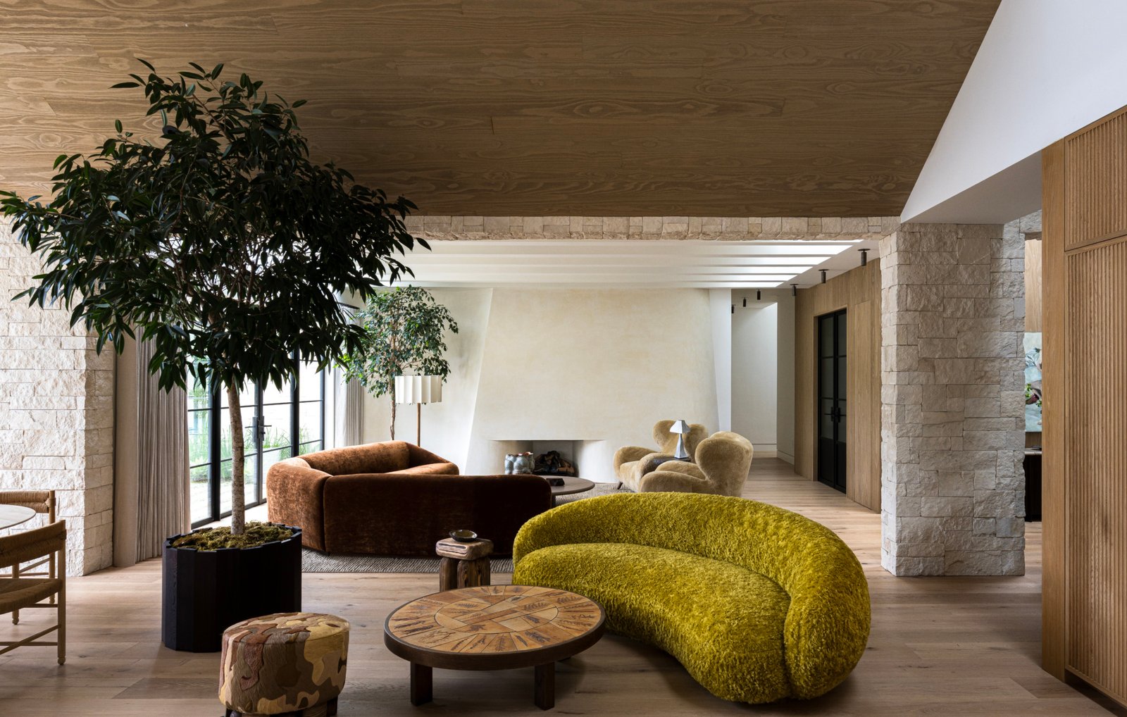 Hommeboys Interiors Transforms a Los Altos Hills Home