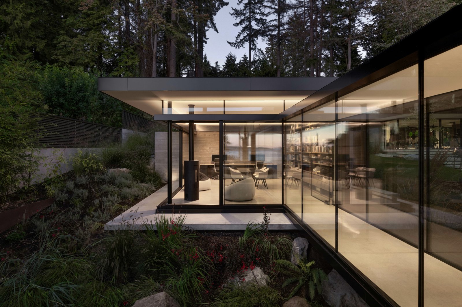 Openspace Architecture Designs a West Vancouver Home